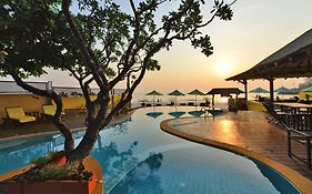 Supatra Hua Hin 4*